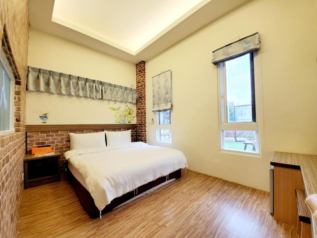 Stone Home Bed And Breakfast Taitung Exterior photo