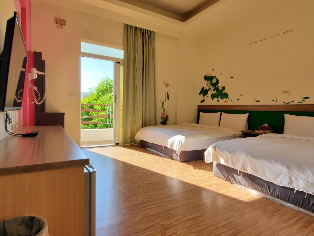 Stone Home Bed And Breakfast Taitung Exterior photo